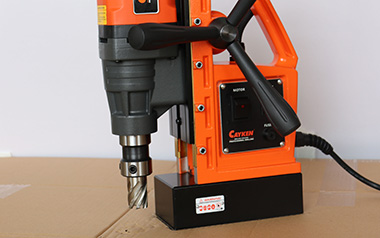 磁力鉆打孔和火焰切割相比哪一種更好 磁力鉆打孔和火焰切割相比哪一種更好